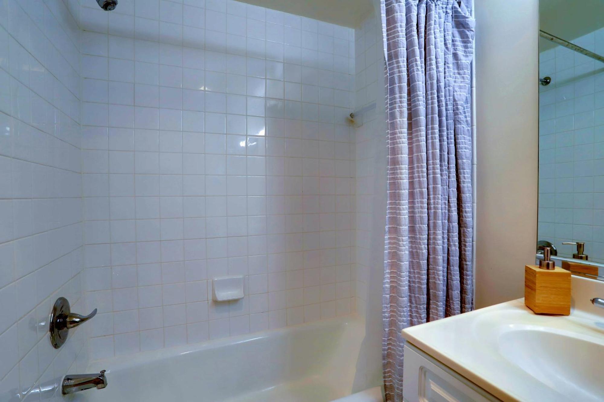 Fantastic 2 Bedroom Apartment With Gym At アーリントン エクステリア 写真